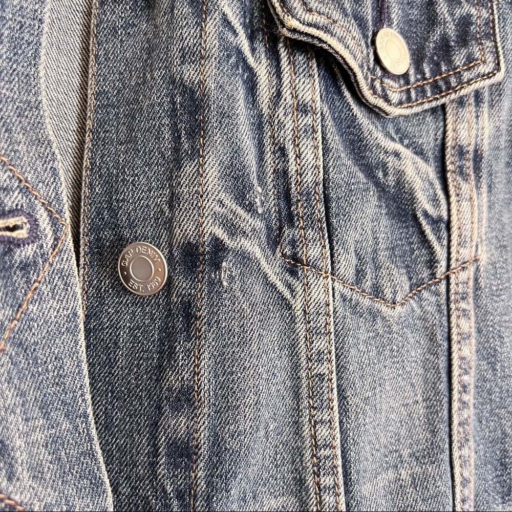 GAP Jean Jacket - Picture 3 of 7